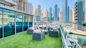 Apartamento de lujo, 3 habitaciones, no fumadores | Vistas del balcón
