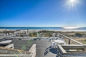 Terrace/patio - Resort Villa on Golf Course with Beach Access! (Pawleys Island)