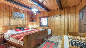 Family House, Multiple Bedrooms, Mountainside (Chalet Birchwood With Whirlpool and) | 2 bedrooms, laptop workspace, iron/ironing board, free WiFi