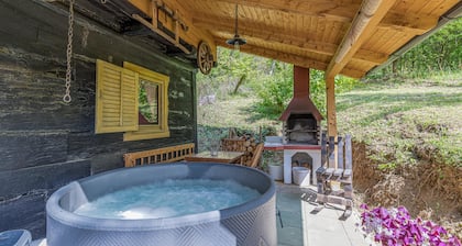 Chalet Birchwood With Whirlpool and Sauna