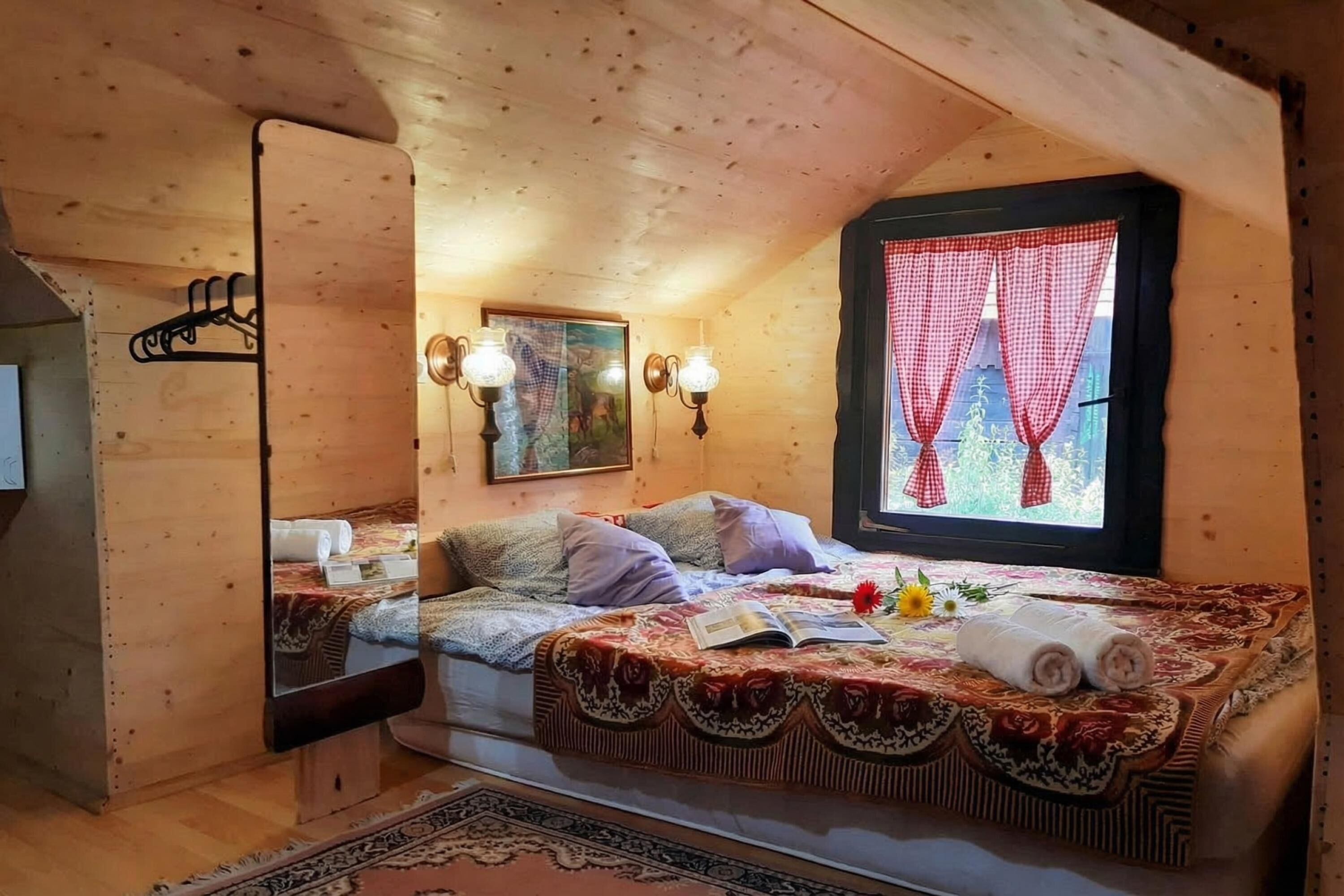Family House, Multiple Bedrooms, Mountainside (Chalet Birchwood With Whirlpool and) | 2 bedrooms, laptop workspace, iron/ironing board, free WiFi