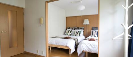 1 chambre, bureau, fer et planche à repasser, Wi-Fi gratuit