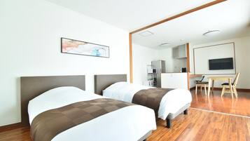 2 habitaciones, escritorio, tabla de planchar con plancha y wifi gratis