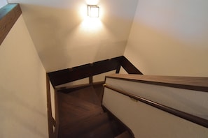 4 chambres, bureau, Wi-Fi gratuit, draps fournis