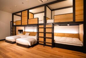 1 habitación, escritorio, tabla de planchar con plancha y wifi gratis 