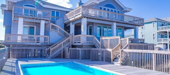 Oceanfront Estate, Corolla, 7 Bedrooms, Heated Pool, Hot tub with oceanview, Lighthouse views
