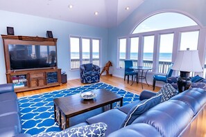 TV, stereoanlegg og kontorer