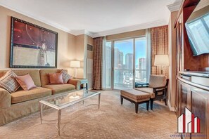 تلفزيون بشاشة مسطحة، مكتب