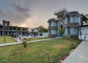 Suite estudio Royal | Vista al jardín