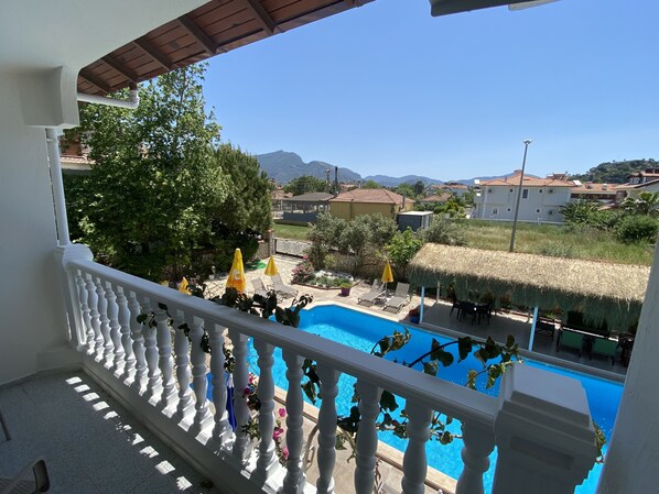 3 bedrooms, minibar, individually furnished, free WiFi