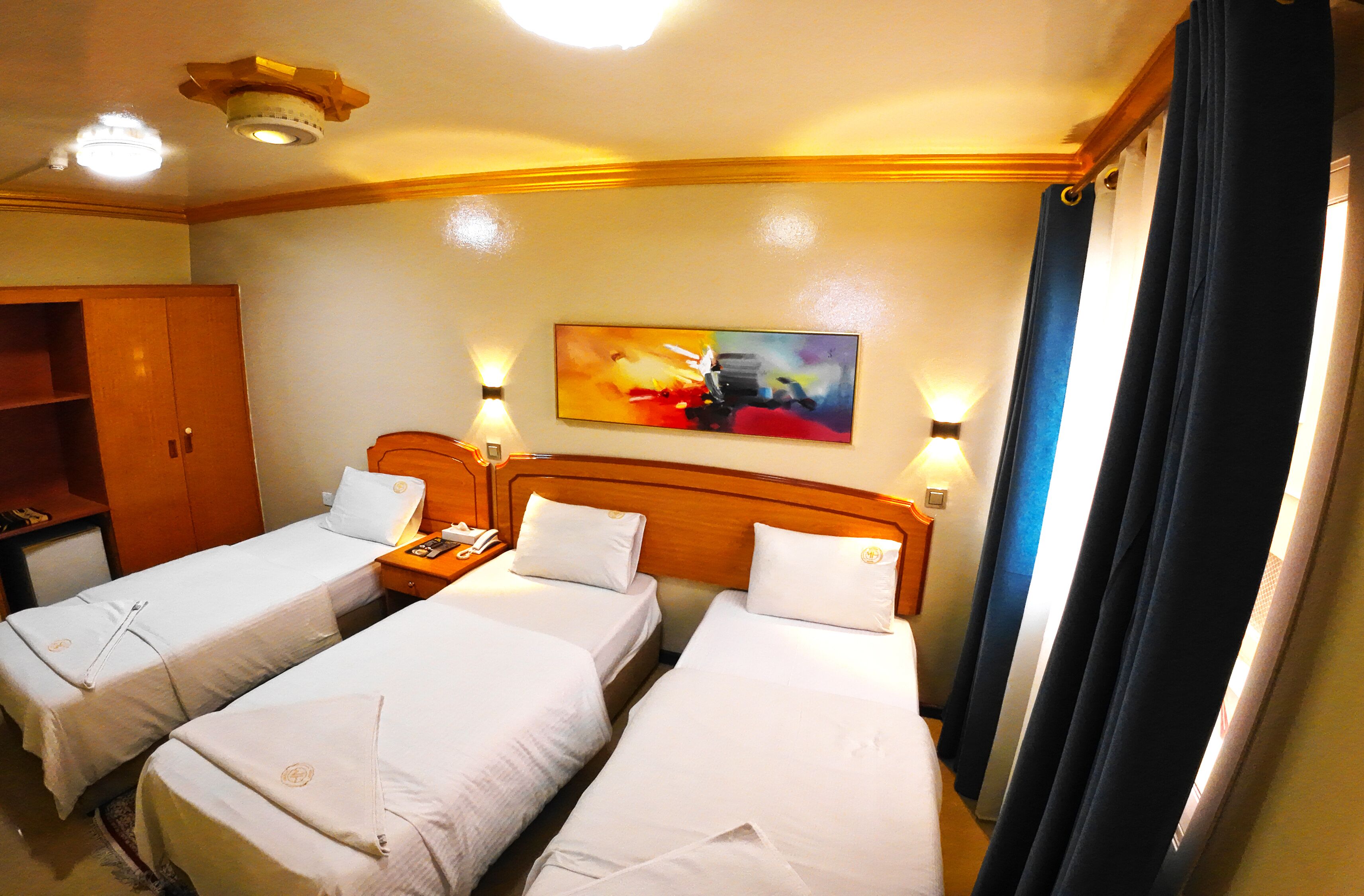 Photo - Maaeen Hotel