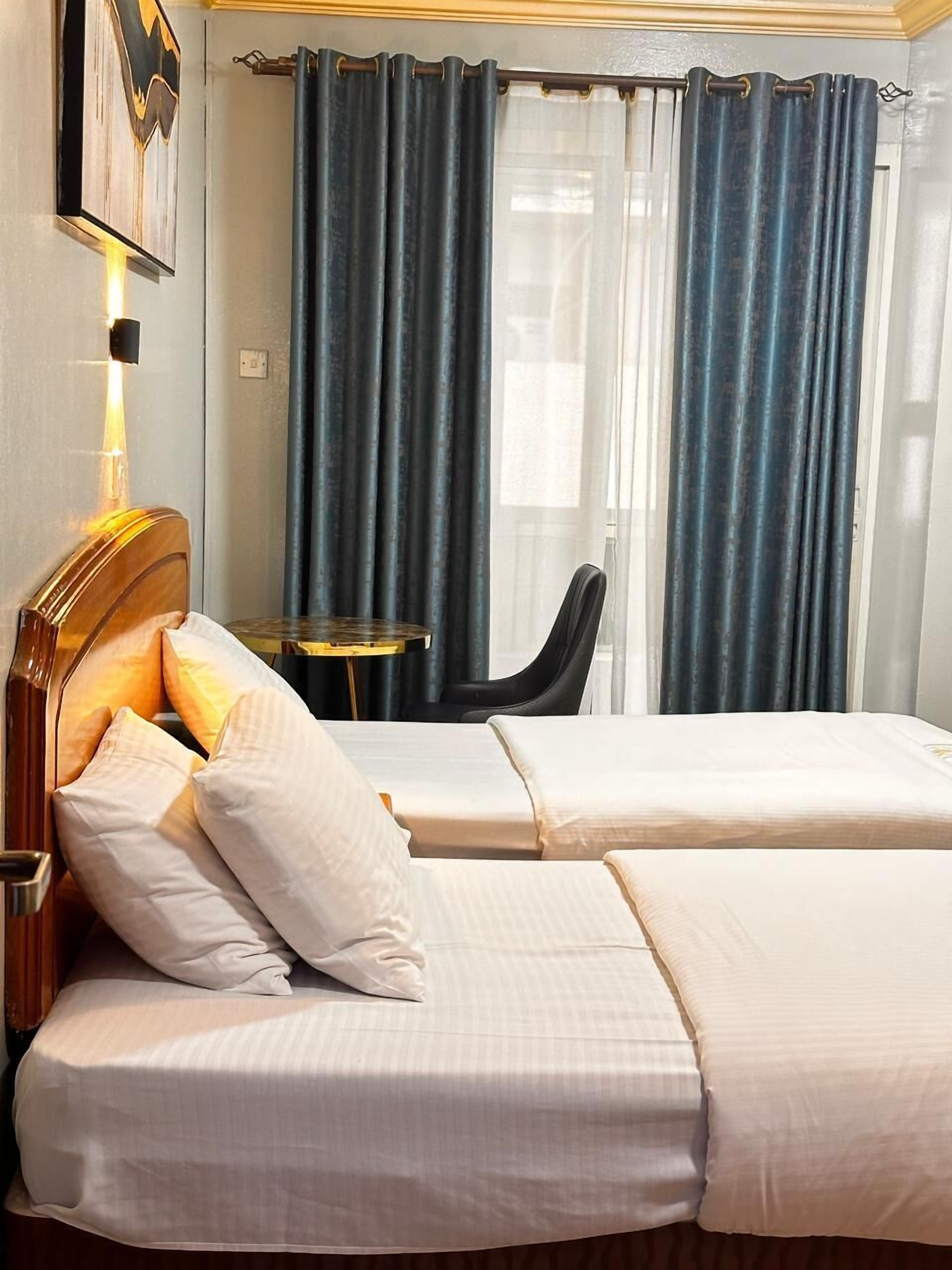 Photo - Maaeen Hotel