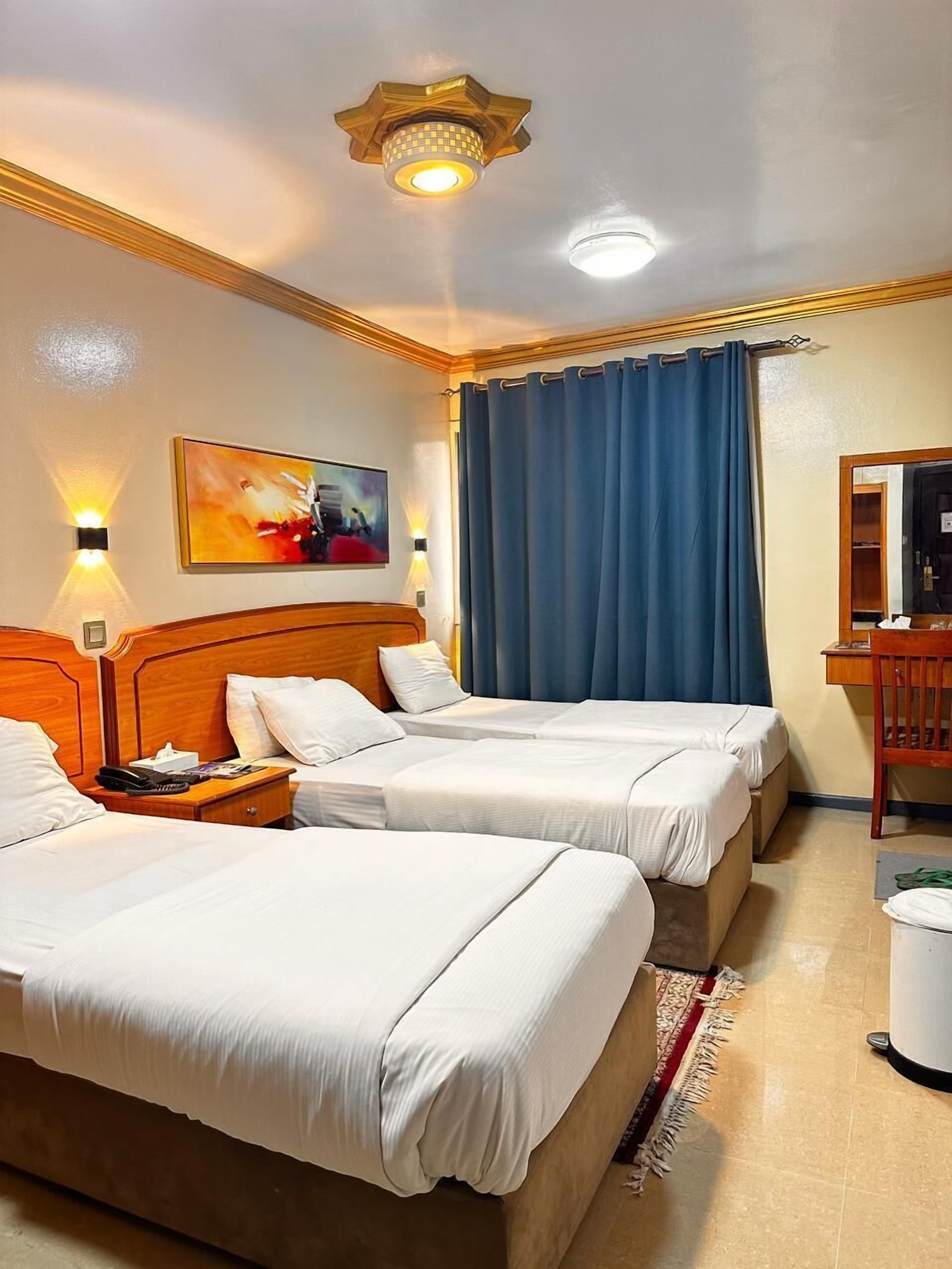 Photo - Maaeen Hotel