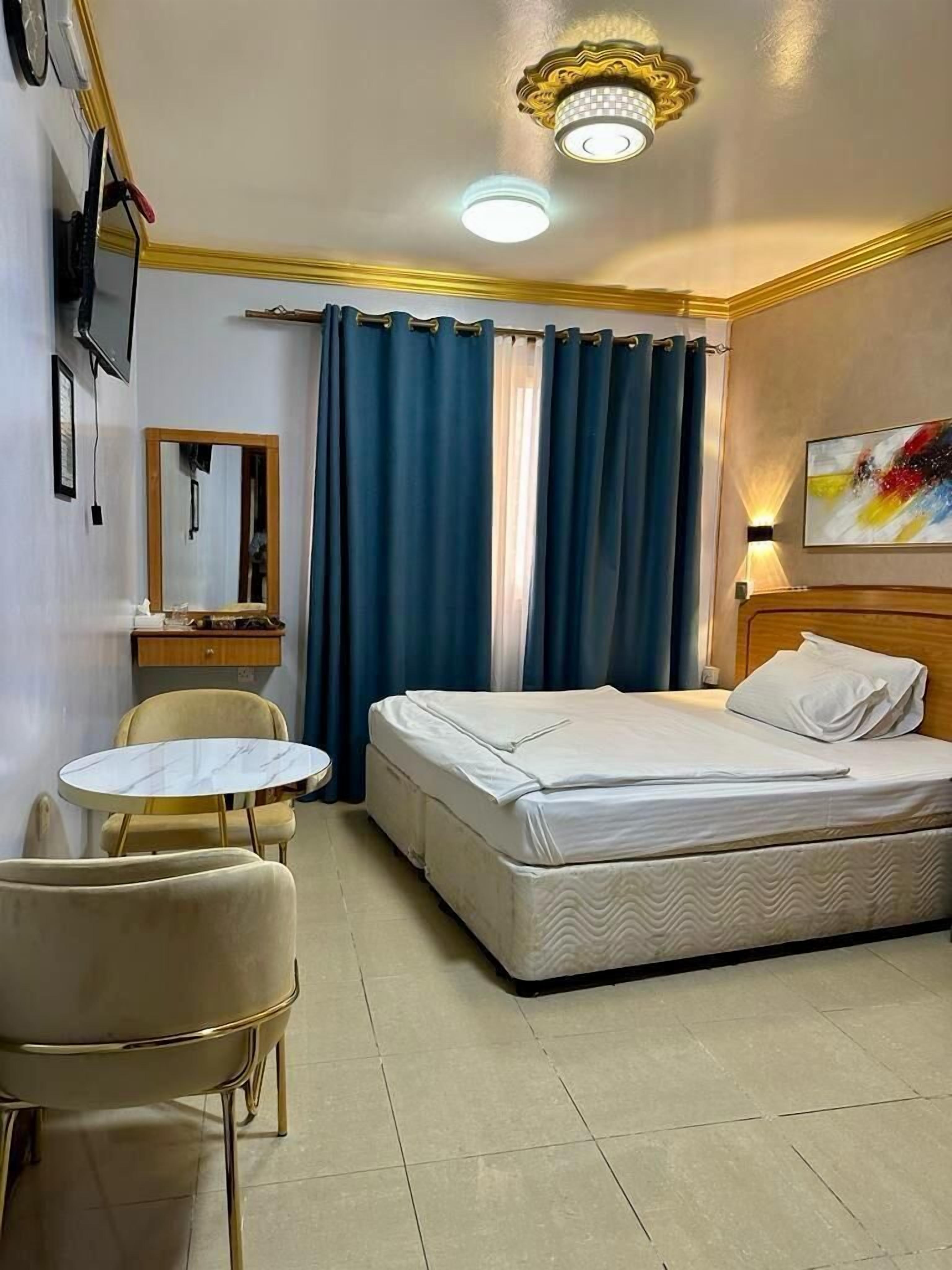 Photo - Maaeen Hotel