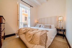 1 bedroom, iron/ironing board, travel cot, WiFi