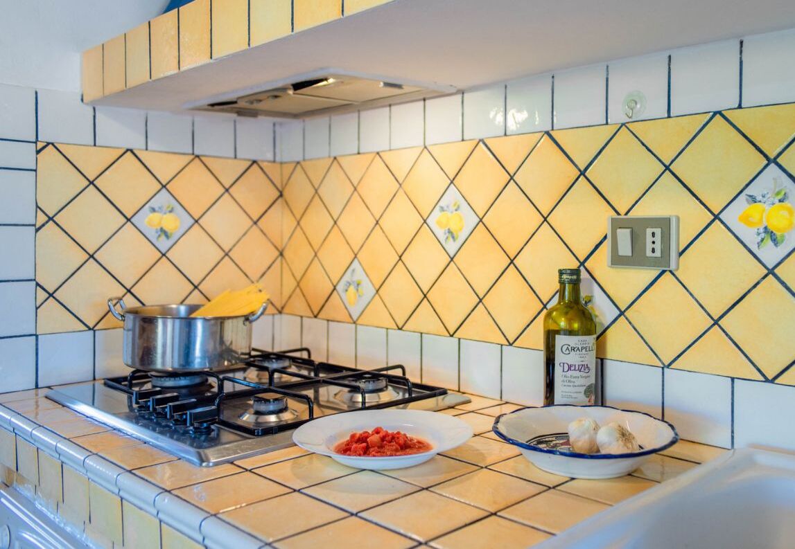 Refrigerador, horno, parrilla de estufa y tostadora 