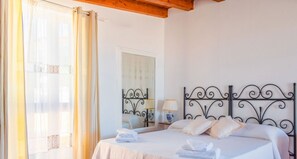 1 Schlafzimmer, Bügeleisen/Bügelbrett, Reisekinderbett, WLAN