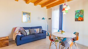 Interior - Beach Front Villa 1 - sea view (Calabernardo)