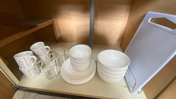 Fridge, microwave, cookware/dishes/utensils