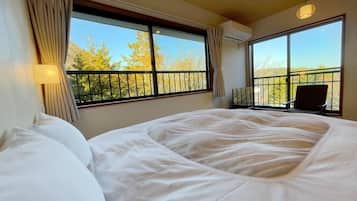 2 bedrooms, desk, free WiFi, bed sheets