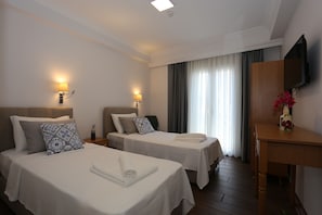 Deluxe Double or Twin Room, 1 Queen Bed, Non Smoking, Balcony
