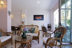 Reception - ATAÇEŞME OTEL (Cesme)