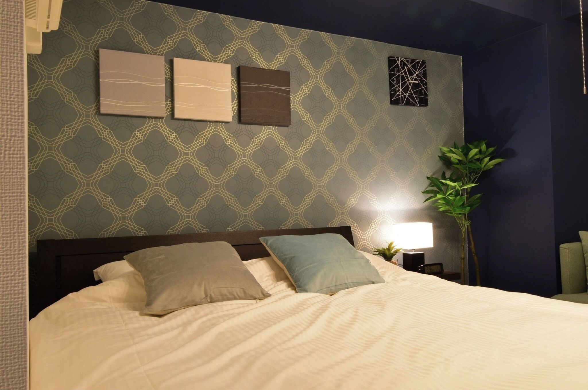 1 室のベッドルーム、デスク、アイロン / アイロン台、WiFi (無料)