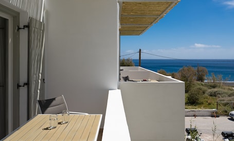 Standard Studio | Beach/ocean view