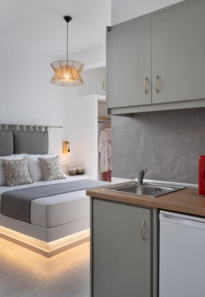 Standard Triple Room - Sunray Lodgings (Santorini)