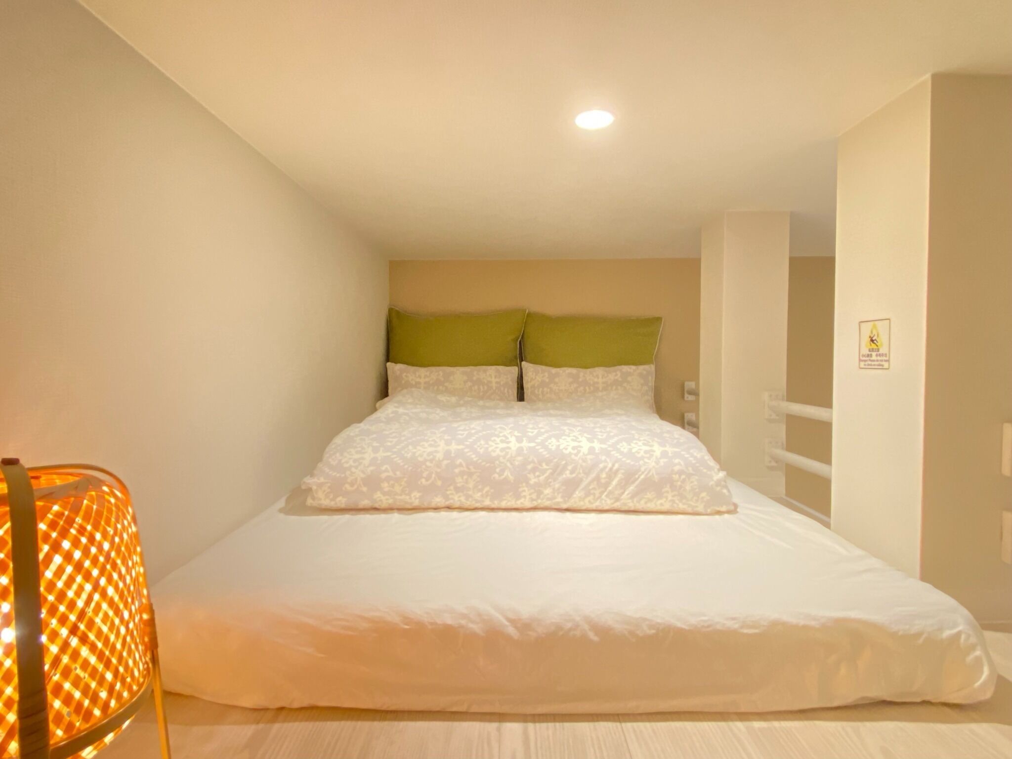 1 室のベッドルーム、デスク、アイロン / アイロン台、WiFi (無料)