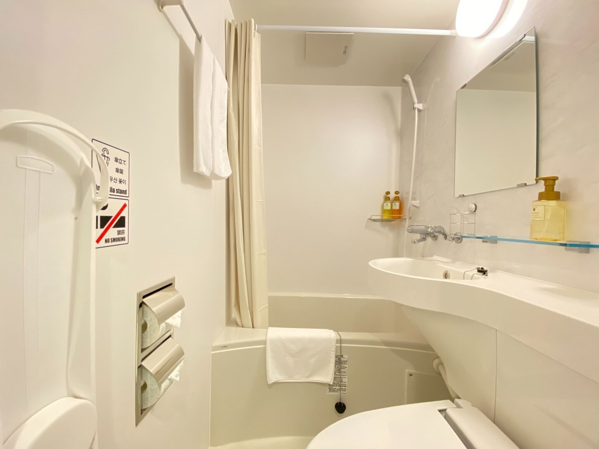 Hair dryer, towels