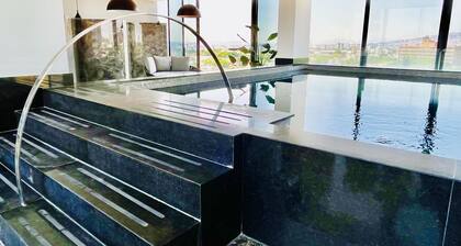 Americana Luxury Condo 2bedr 2 Bathroom