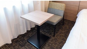1 bedroom, desk, iron/ironing board, free WiFi - All rooms are nonsmoking Twin with bathtub |  / Chuo-ku Tokyo (Chuo-ku)