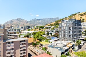 Exterior - Point Break | Serviced Apartment | Pool Access (Cape Town)