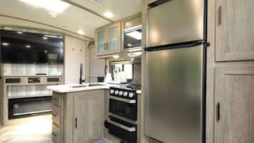 Fridge, microwave, stovetop