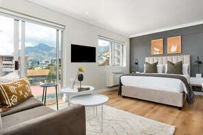 1 Schlafzimmer, Zimmersafe, Bügeleisen/Bügelbrett, Internetzugang