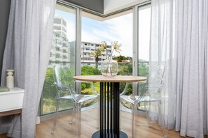 Dining - Point Break | Table Mountain Views | Pool (Cape Town)