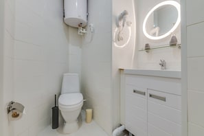Quarto duplo superior | Banheiro