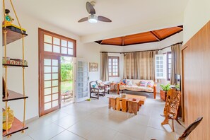 Casa | Área de estar | Smart TV 32 polegadas com canais digitais, TV