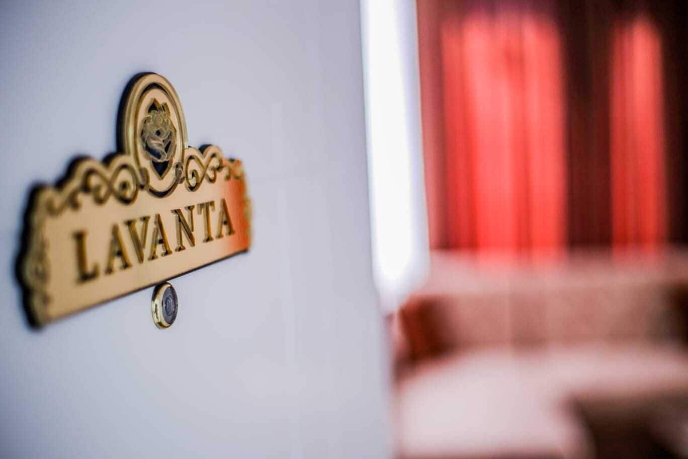 1 bedroom, desk, free wifi, bed sheets