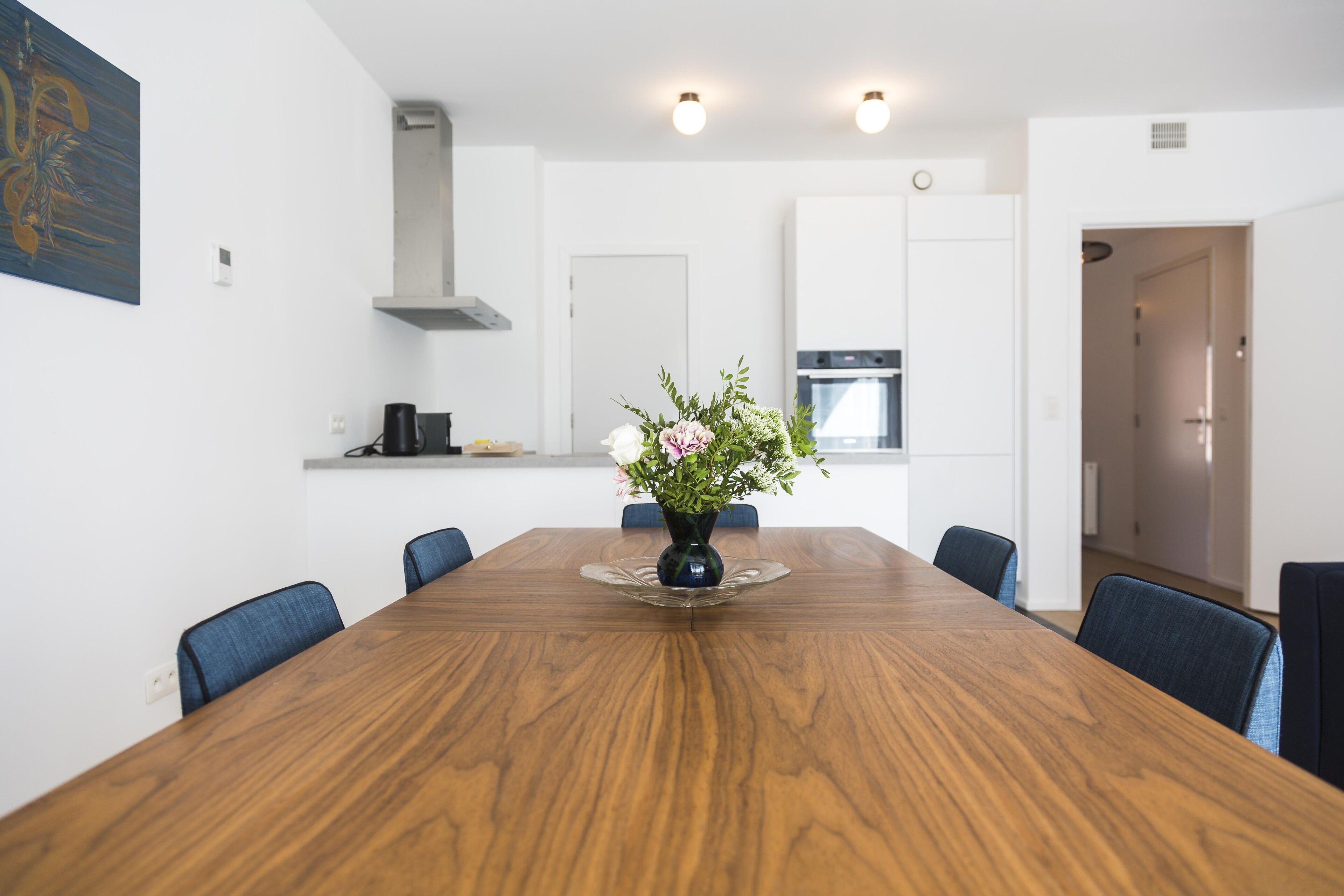 City appartement | Privékeuken | Een koelkast, een vaatwasser, een koffiezetapparaat/waterkoker