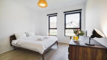 City appartement | 2 slaapkamers, individueel gedecoreerd, individueel gemeubileerd