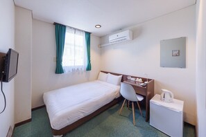 1 bedroom, desk, iron/ironing board, free WiFi - semi double room / Hitachi Ibaraki (Hitachi)