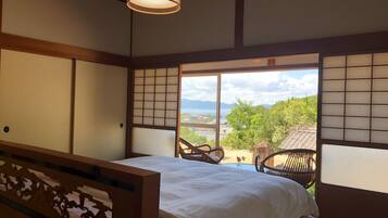 3 bedrooms, free WiFi, bed sheets