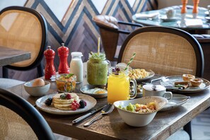 Dagelijks ontbijtbuffet (toeslag)