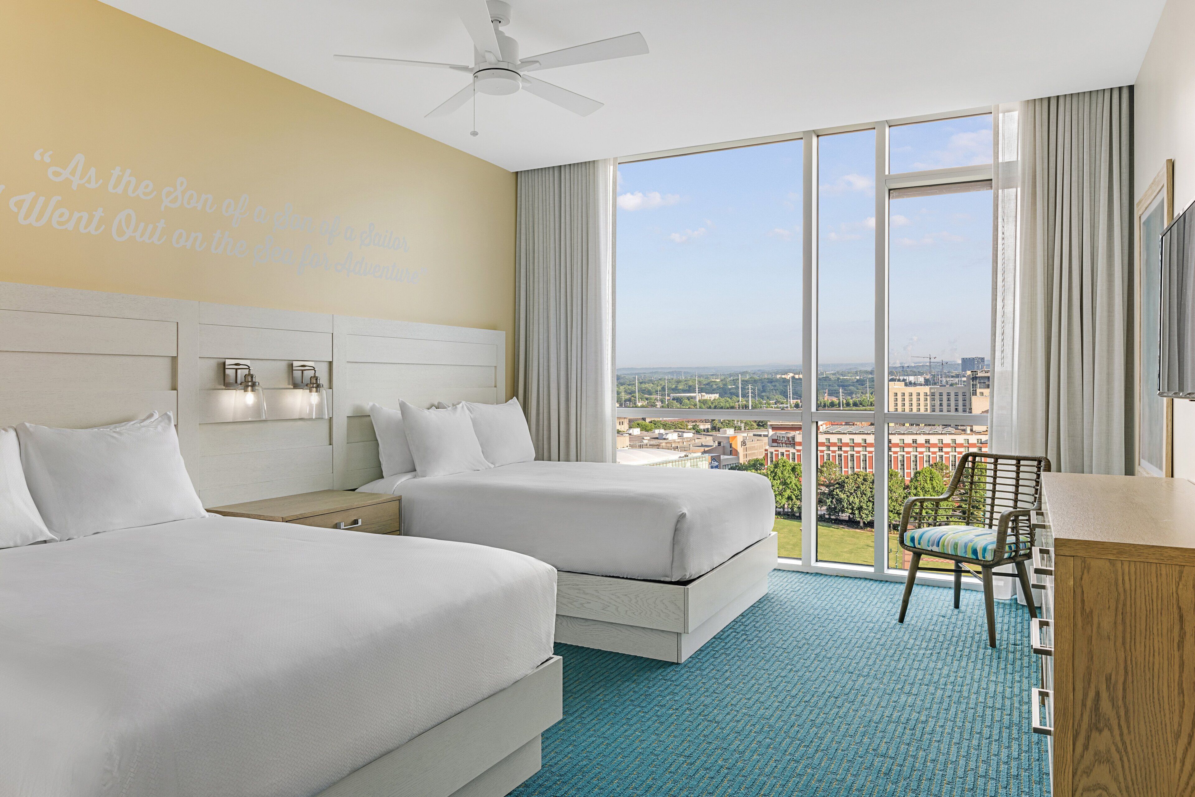 deluxe suite, 2 bedrooms, non smoking, kitchen | 1 bedroom, in-room safe, free wifi, bed sheets