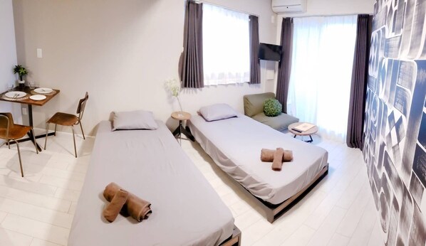1 bedroom, desk, free WiFi, bed sheets