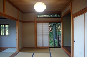 Interior - HARUNA SKY Overlooking Nasu 1000m above sea level / Nasu-gun Tochigi (Nasu-gun)