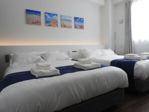 4 Schlafzimmer, Schreibtisch, Bügeleisen/Bügelbrett, kostenloses WLAN