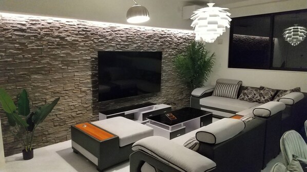 TV, streaming services - BBQ heated pool Jacuzzi Limited to 1 group / Nakagami-gun Okinawa (Nakagami-gun)